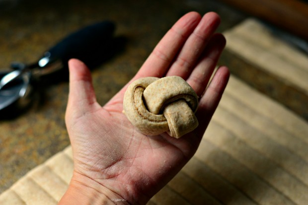 Whole Wheat Salted Pumpkin Spice Knots l SimplyScratch.com(10)