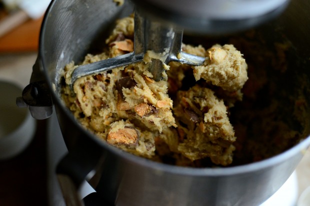 Butterfinger Cookies l SimplyScratch.com (3)