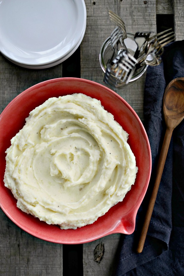 Creamy Mashed Potatoes Recipe l SimplyScratch.com (18)