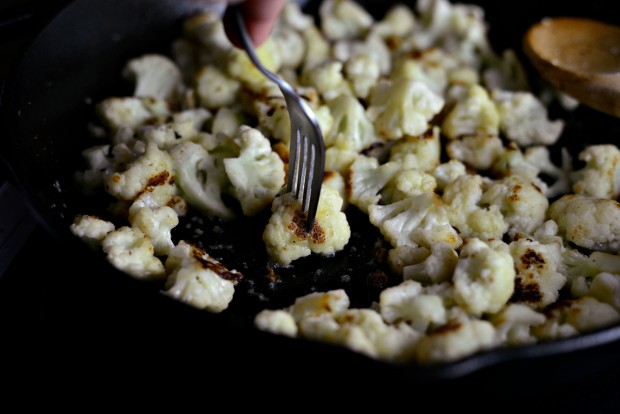 Skillet Parmesan Garlic Cauliflower l SimplyScratch.com (9)