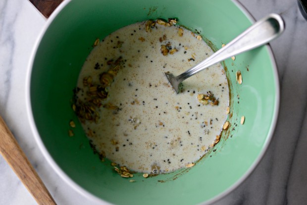 Banana Bread Overnight Oats l SimplyScratch.com (11)