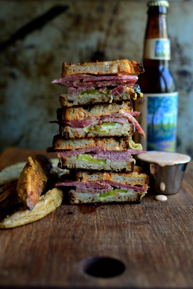  Corned Beef Sandwich with Swiss on Rye Sandwich l SimplyScratch.com
