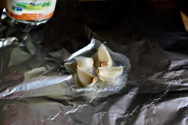 Za'atar + Roasted Garlic Hummus l SimplyScratch.com (1)