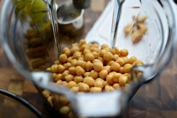 Za'atar + Roasted Garlic Hummus l SimplyScratch.com (6)