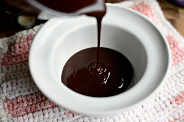 Chocolate Fondue l SimplyScratch.com (14)