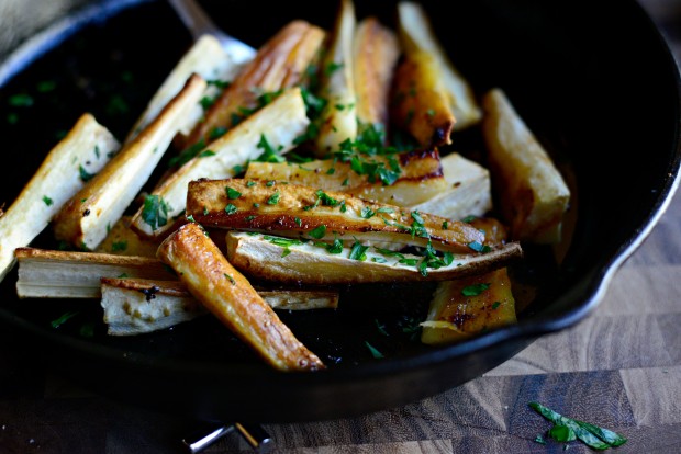 One-Pan Herb Roasted Chicken and Parsnips l SimplyScratch.co (18)