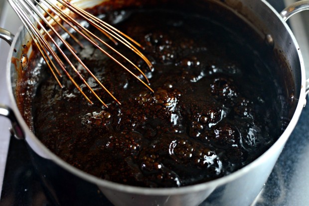 Homemade Chocolate Syrup l SimplyScratch.com