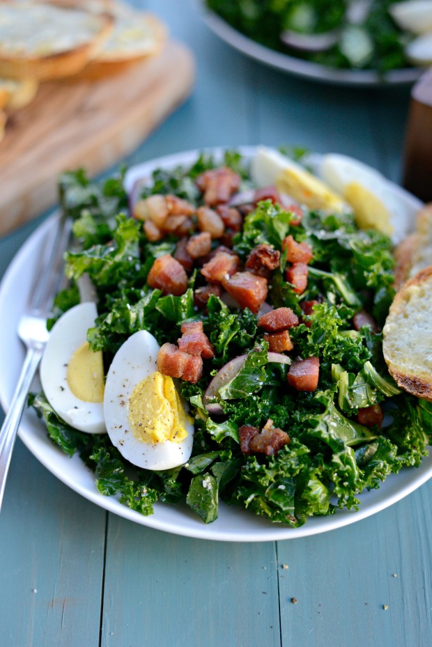 Winter Kale + Crispy Pancetta Salad with Bleu Cheese Toasts (22)