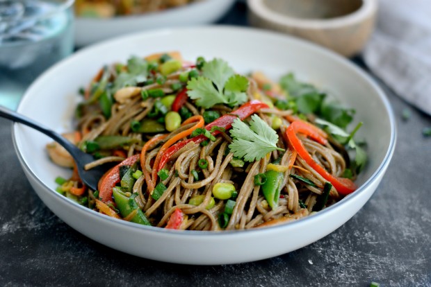 Chicken + Spring Vegetable Soba Noodle Stir-Fry l SimplyScratch.com (14)