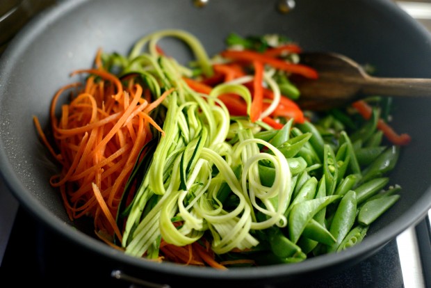 Chicken + Spring Vegetable Soba Noodle Stir-Fry l SimplyScratch.com (4)