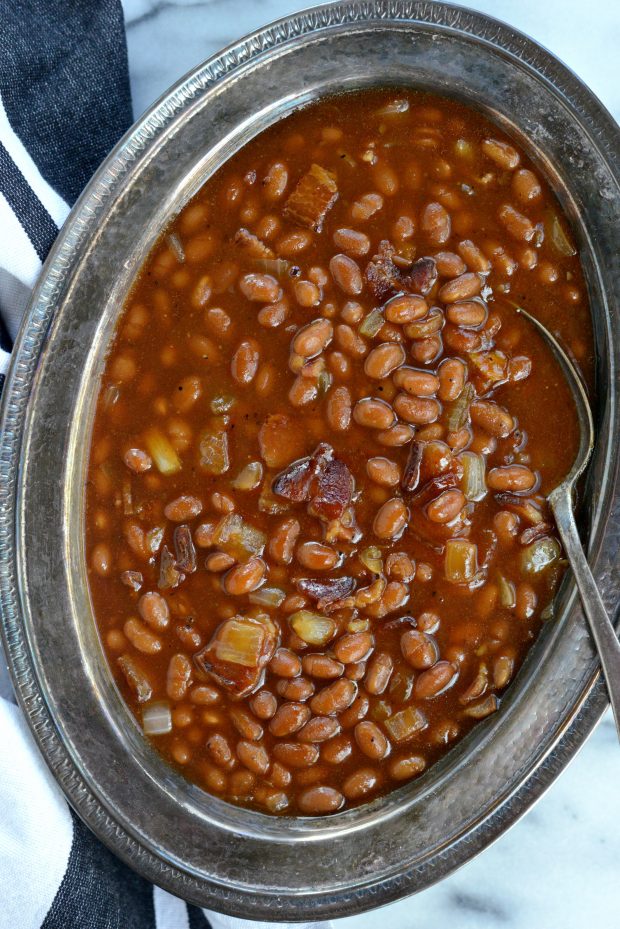 5-Ingredient Barbecue Bacon Baked Beans l SimplyScratch.com (16)