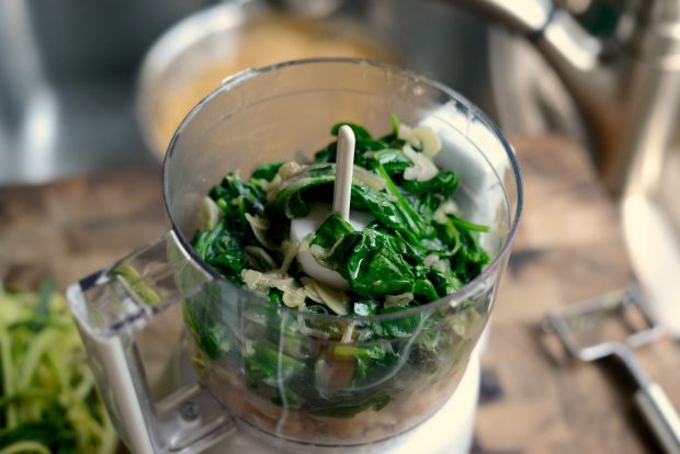 Whole Wheat Spaghetti with Zucchini + Spinach Almond Pesto Sauce l SimplyScratch.com (21)