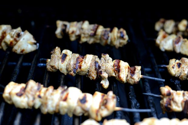 Shish Tawook (Lebanese Marinated Chicken Kebabs) l SimplyScratch.com