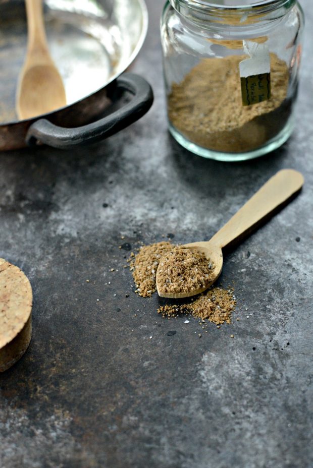 Ras el Hanout (Moroccan Spice Blend) l SimplyScratch.com