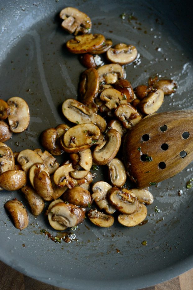 sautéed mushrooms