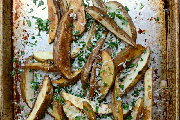 Garlic, Parmesan + Fresh Herb Oven Fries l SimplyScratch.com (3)