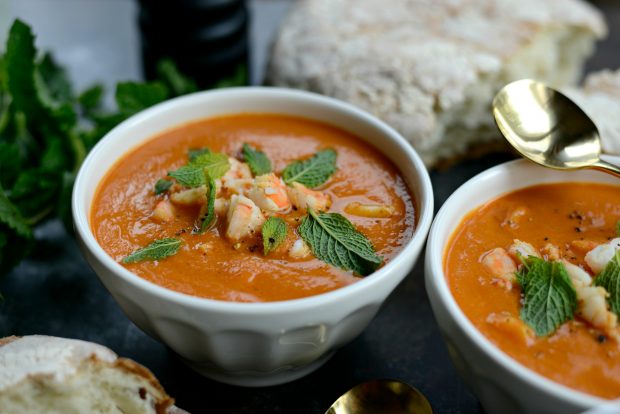 Roasted Tomato Curry Soup with Shrimp + Mint l SimplyScratch.com 