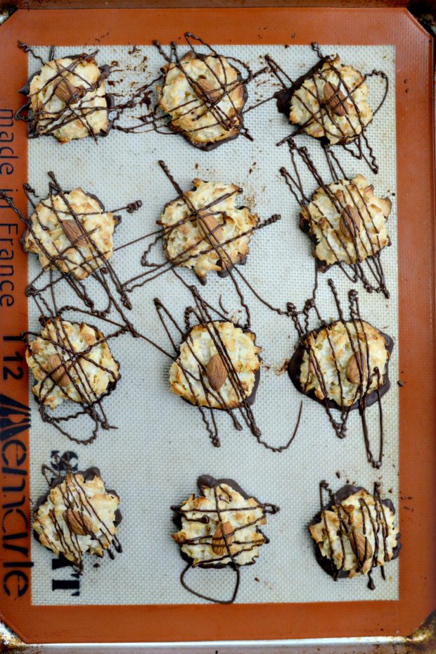 Joyful Almond Macaroons l SimplyScratch.com (06)