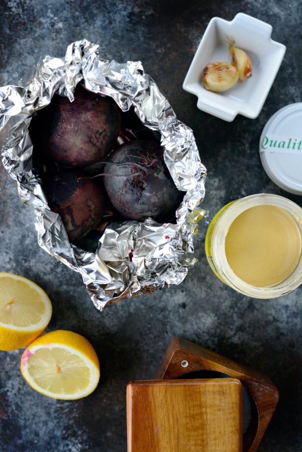 roasted beet hummus l simplyscratch.com