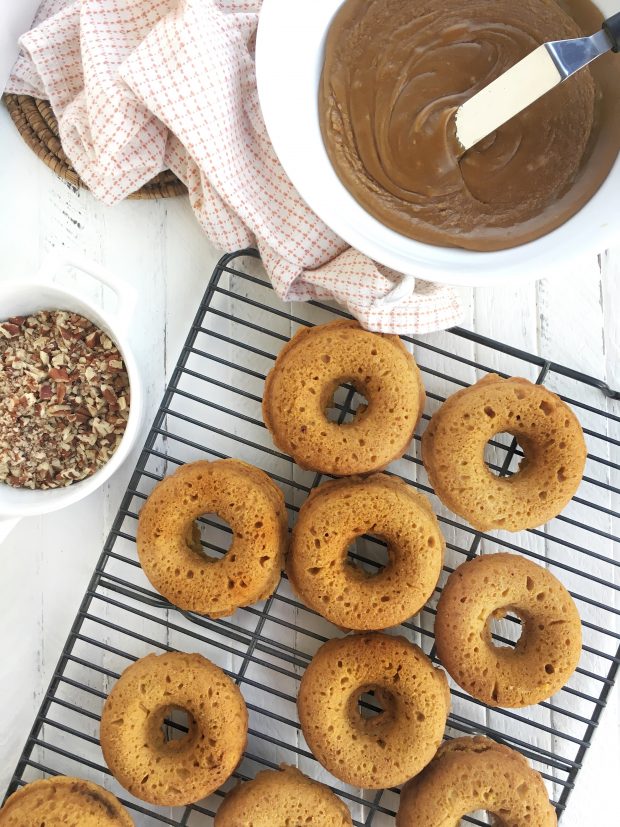 Baked Pumpkin Doughnuts with Brown Sugar Maple Glaze l SimplyScratch.com