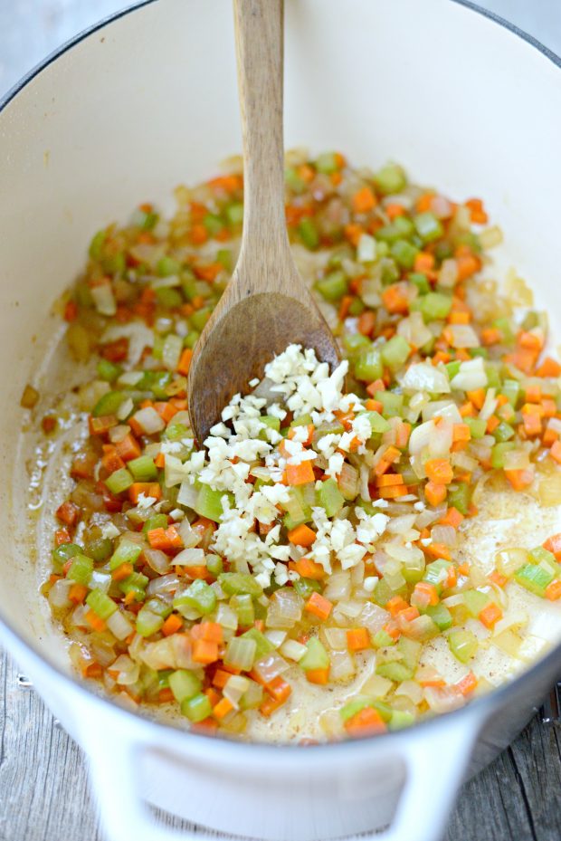 homemade bean and bacon soup l simplyscratch.com