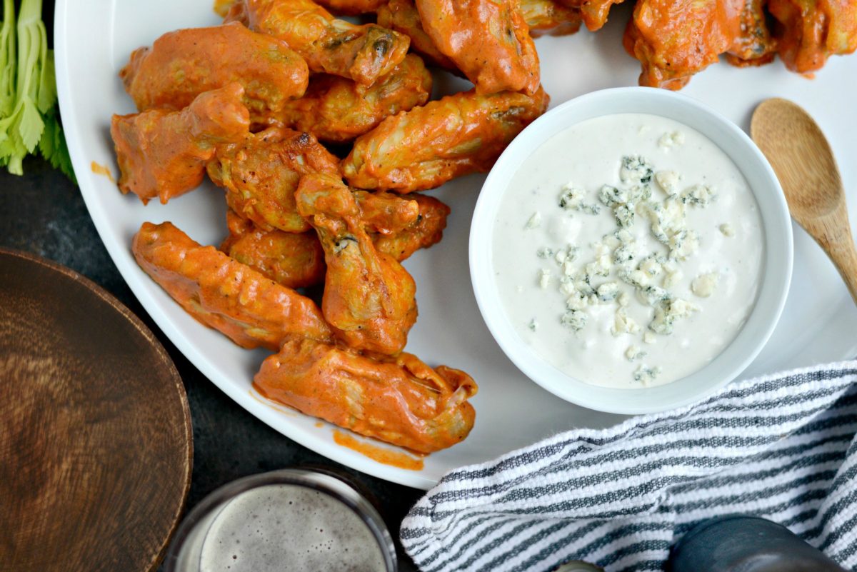 Spicy Garlic Chicken Wings with Blue Cheese Dip l SimplyScratch.com l SimplyScratch.com (15)