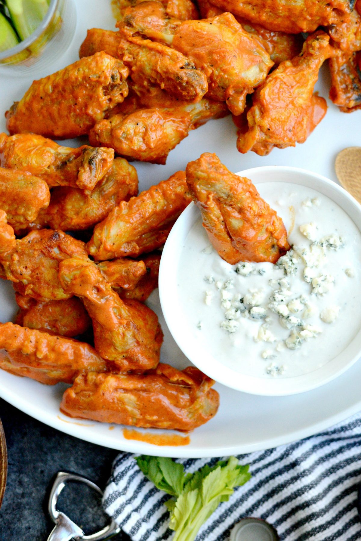 Spicy Garlic Chicken Wings with Blue Cheese Dip l SimplyScratch.com l SimplyScratch.com (17)