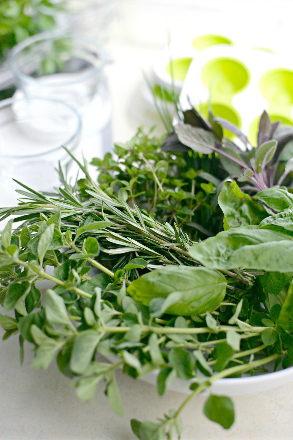 3 Ways to Freeze Herbs with Pampered Chef l SimplyScratch.com (25)