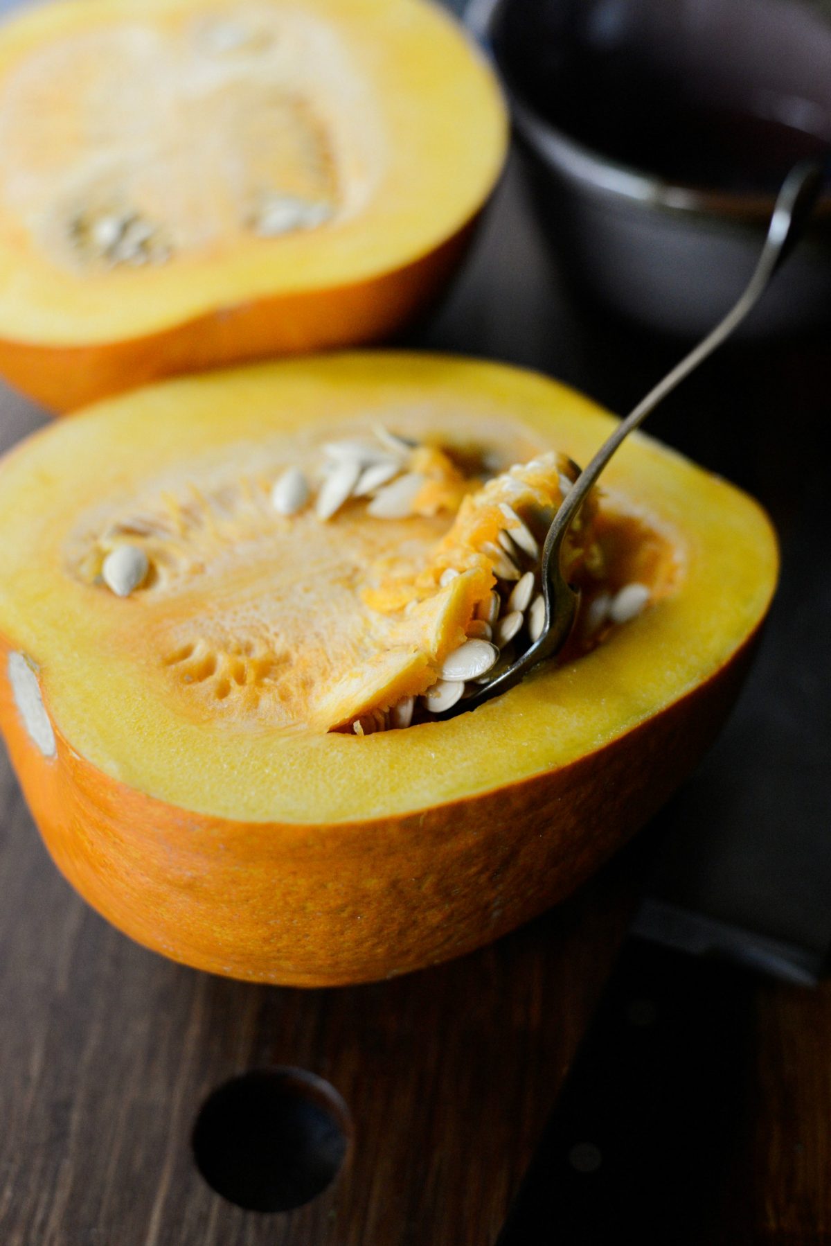 Homemade Roasted Pumpkin Puree l SimplyScratch (5)