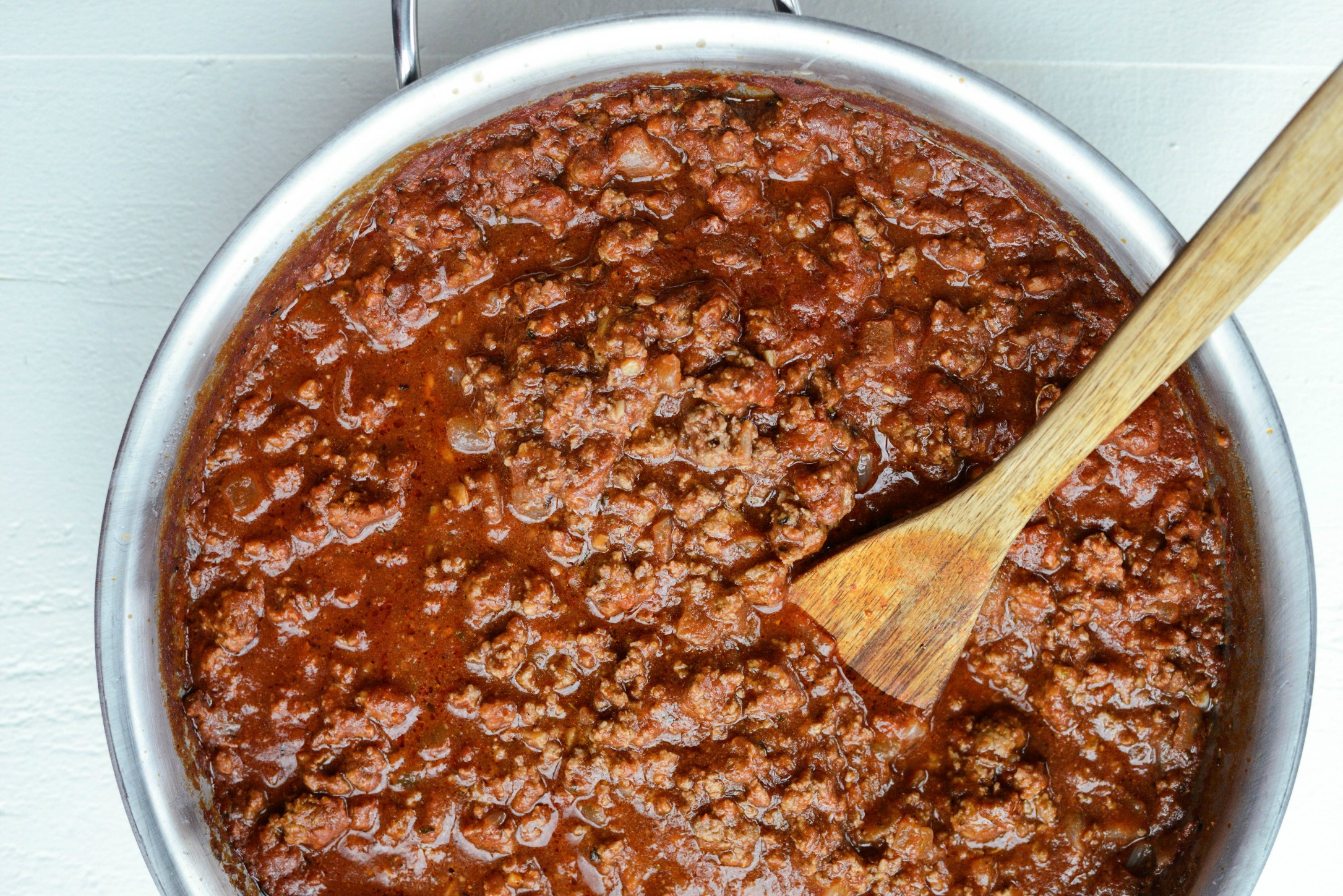 Приготовление мясного соуса с томатами к спагетти Приготовление мясного соуса с томатами к спагетти