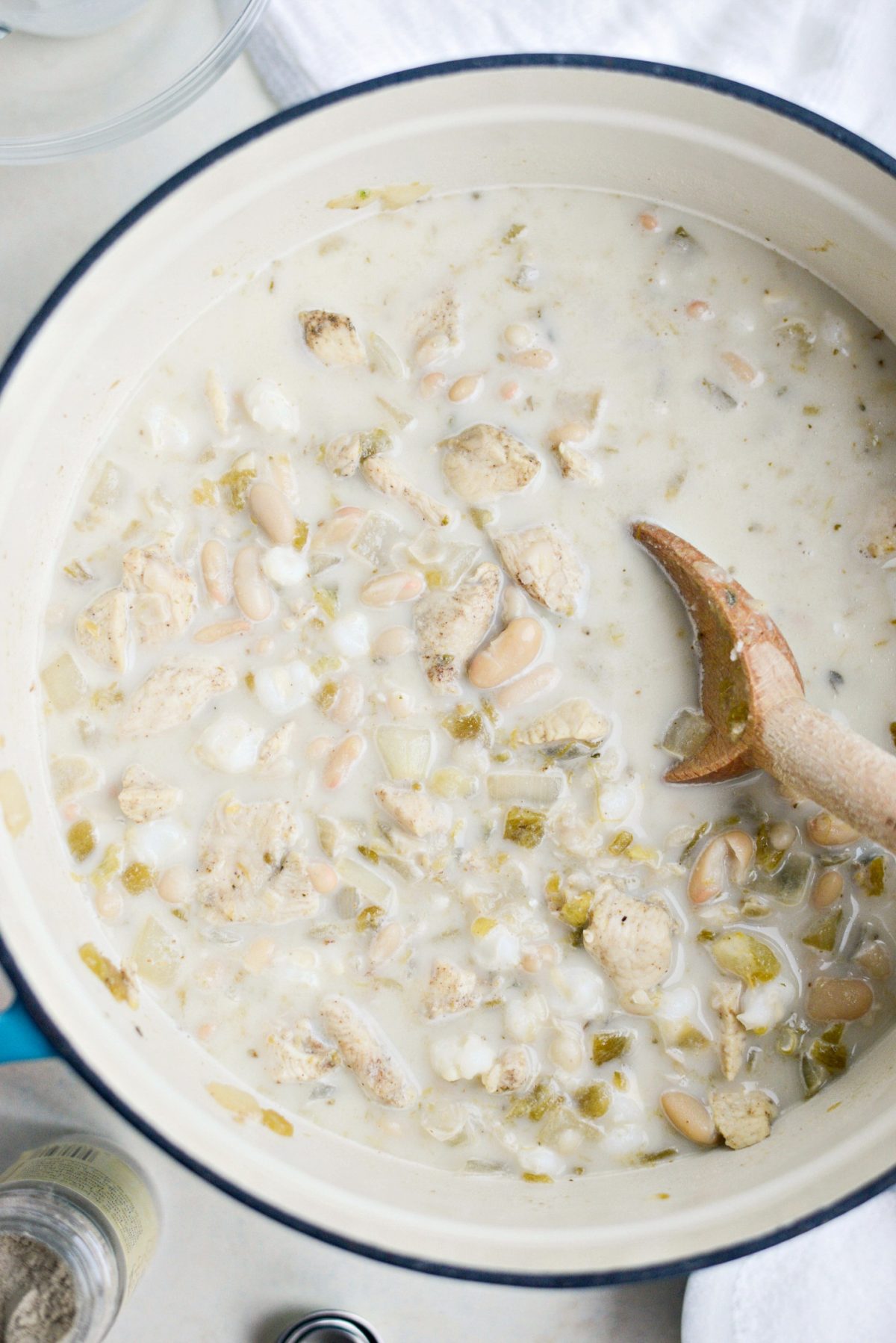 Lighter White Chicken Chili l SimplyScratch.com