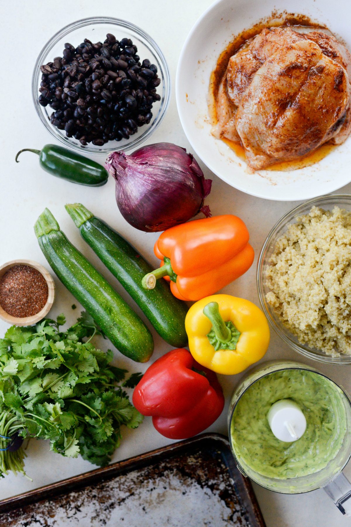 Fajita Chicken and Vegetable Quinoa Bowls l SimplyScratch.com