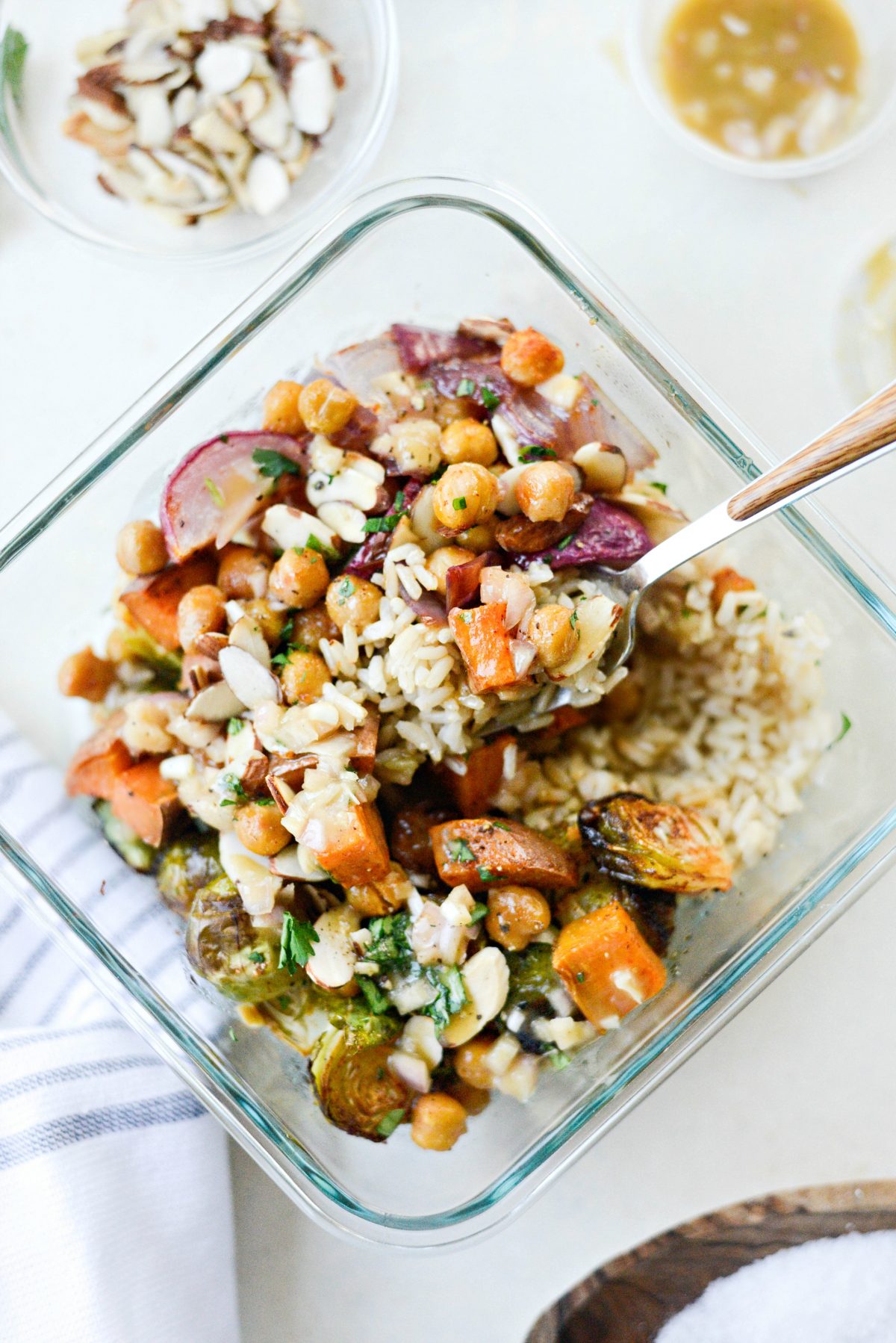 Roasted Fall Veggie Rice Bowls (Meal Prep!) l SimplyScratch.com