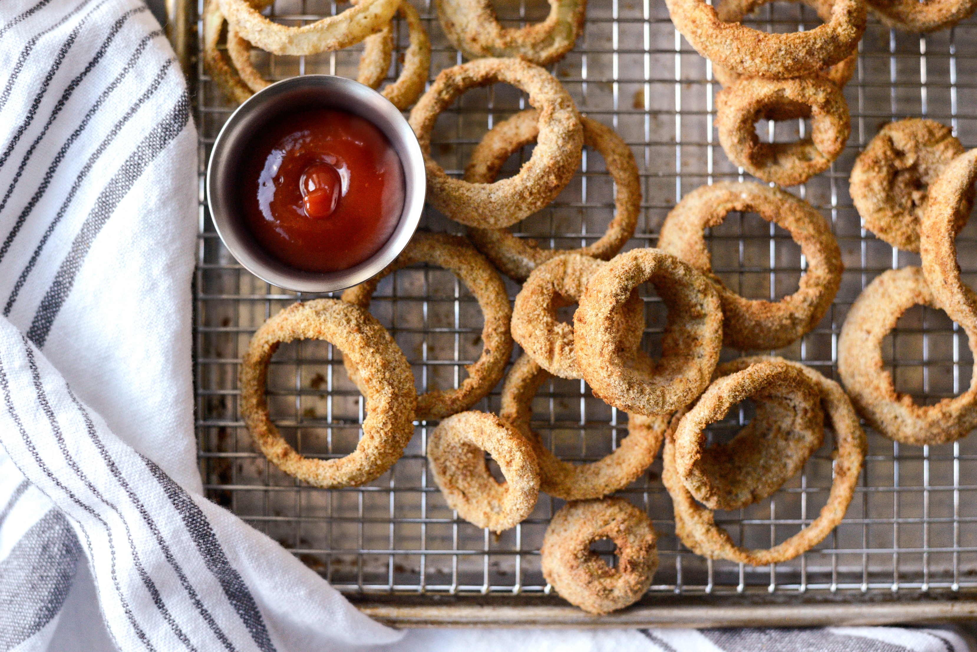 Simply Scratch Air Fryer Beer Battered Onion Rings (two ways!) Simply