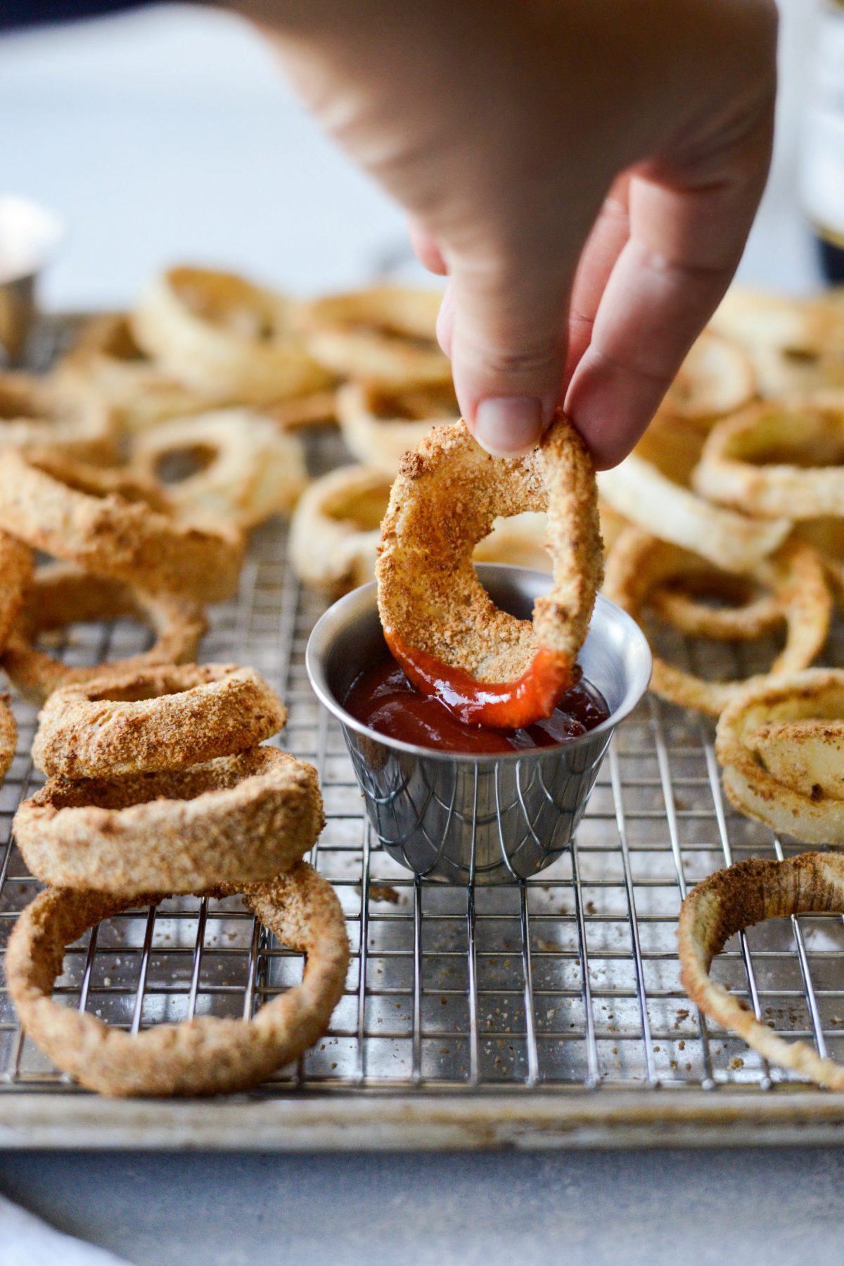 Air Fryer Beer Battered Onion Rings l SimplyScratch.com