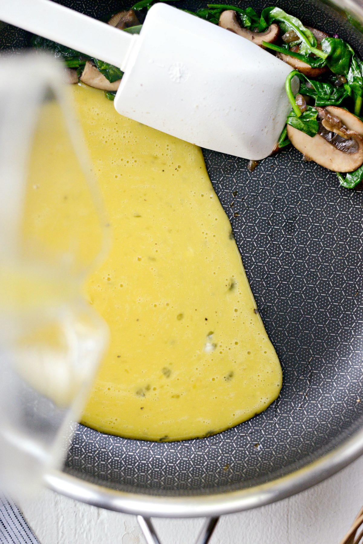 Simply Scratch Healthy Spinach and Mushroom Scramble Simply Scratch