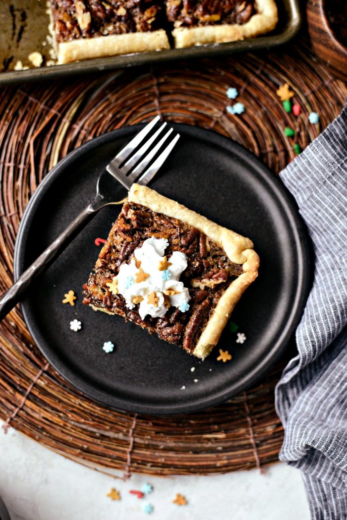 Gingerbread Pecan Slab Pie l SimplyScratch.com #gingerbread #pecan #slab #pie #christmas #thanksgiving #dessert #homemade