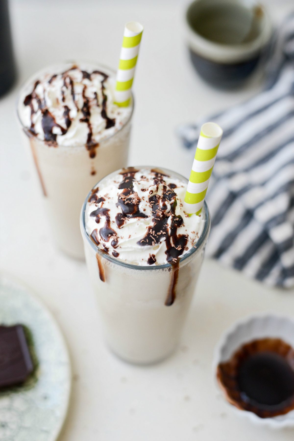 Baileys and Coffee Milkshake l SimplyScratch.com #baileys #irishcream #milkshake #coffee #homemade #boozy #chocolate #drink #beverage #shake #stpatricksday