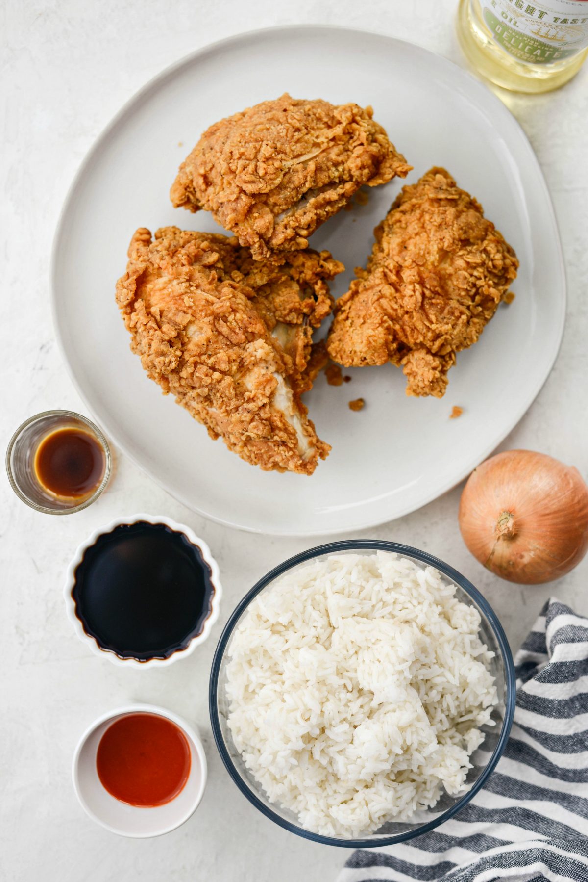 Crispy Fried Chicken Fried Rice l SimplyScratch.com #friedchicken #leftover #rice #friedrice #easy #quick #spicy