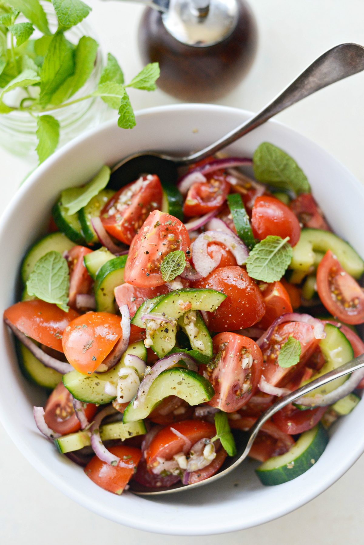 Cucumber Tomato Salad l SimplyScratch.com #cucumber #tomato #salad #lemon #vinaigrette