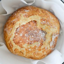 No-Knead Rustic Bread Loaf l SimplyScratch.com #homemade #noknead #bread #loaf #rustic #fromscratch #dutchoven #loaves
