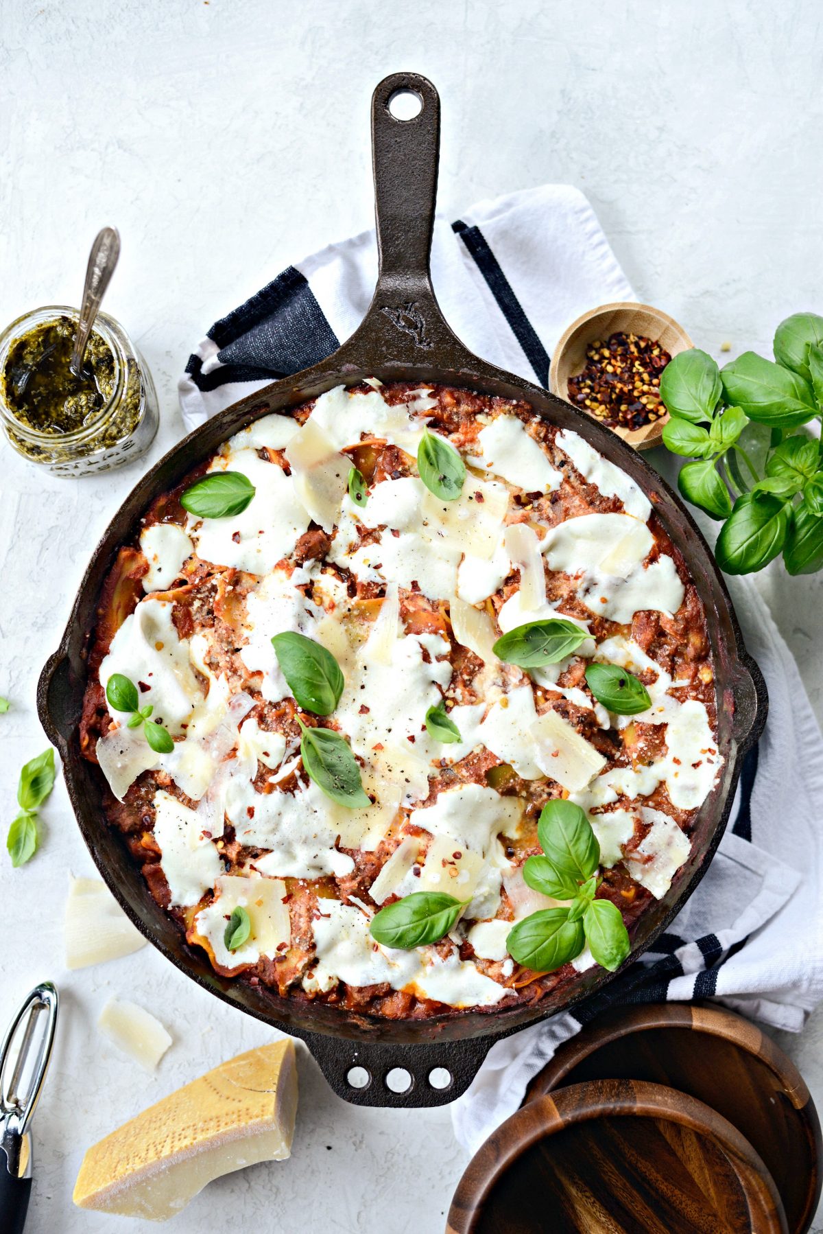 Easy Skillet Lasagna l SimplyScratch.com #skillet #lasagna #easy #recipe #onepan