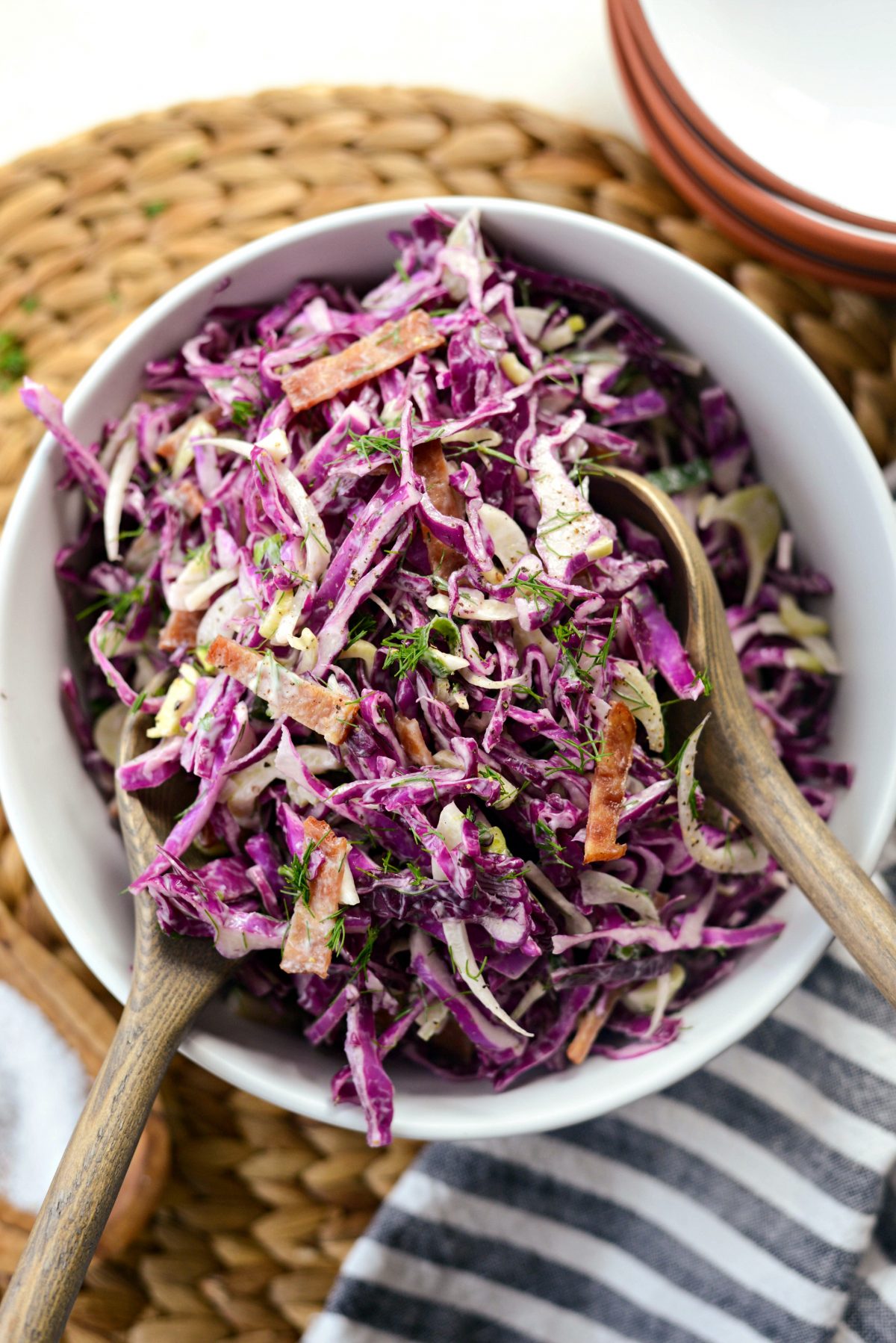 Fennel Cabbage Slaw l SimplyScratch.com #fennel #cabbage #slaw #greekyogurt #dressing #bacon #coleslaw