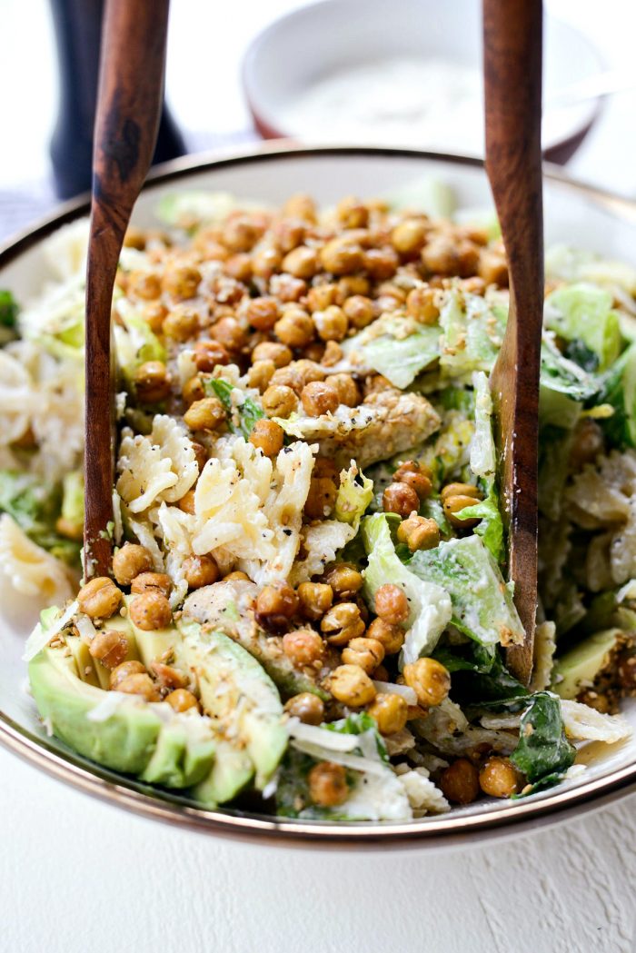 Chicken Caesar Pasta Salad l SimplyScratch.com #chicken #caesar #pastasalad #recipe #avocado #roastedchickpeas