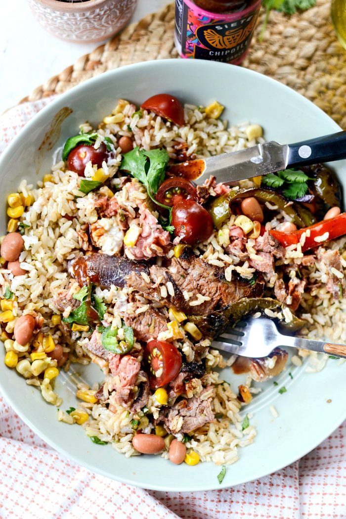 Grilled Chipotle Steak Fajita Rice Bowl l SimplyScratch.com #chipotle #grilledsteak #grilled #steak #fajita #rice #bowl #dinner #easy #recipe