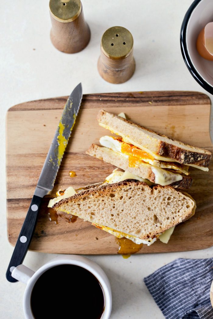 Best Fried Egg Sandwich l SimplyScratch.com #breakfast #sandwich #eggs #cheese #best