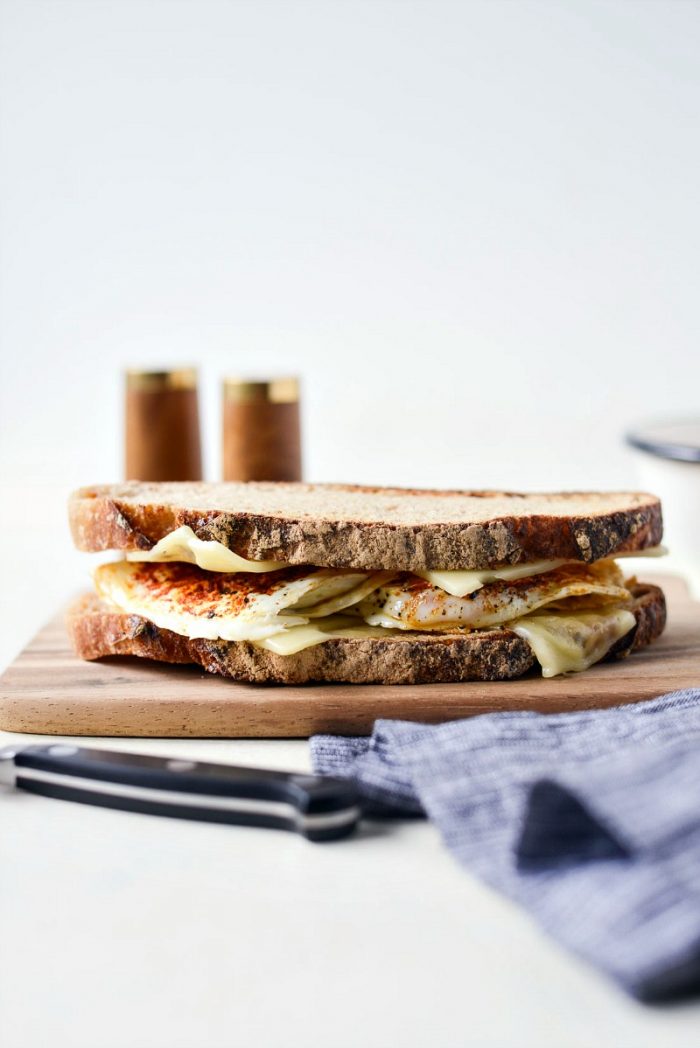 Toasted Sandwich (Egg and Cheese) - Yummieliciouz