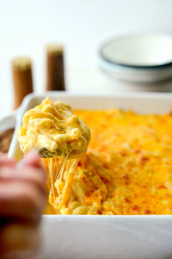 Easy Baked Mac and Cheese l SimplyScratch.com #macaroni #cheese #baked #homemade #fromscratch #easy #recipe #bestmacandcheese