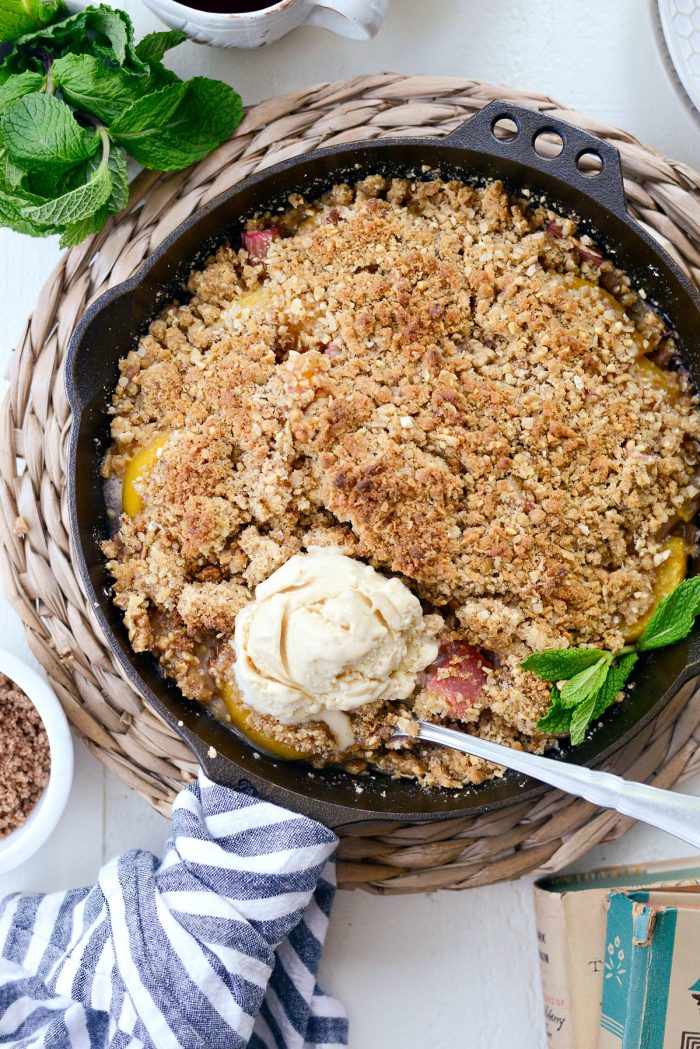 Skillet Peach Rhubarb Crisp l SimplyScratch.com #skillet #peach #rhubarb #crisp #dessert #summer #easy #recipe 