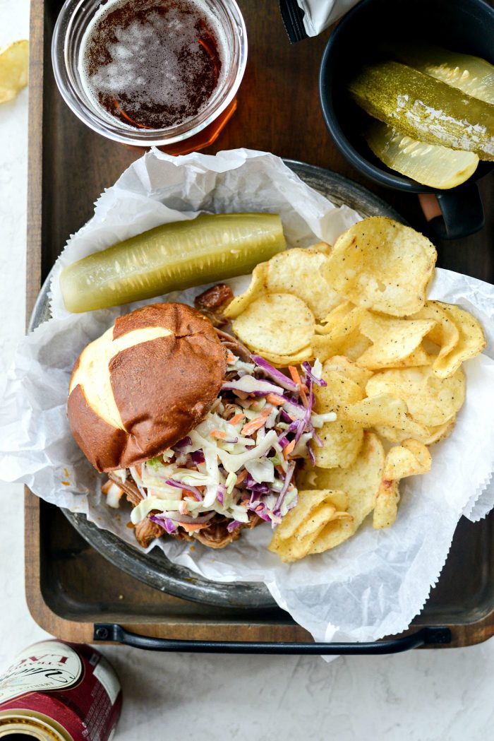 Slow Cooker Pulled Pork Sandwiches